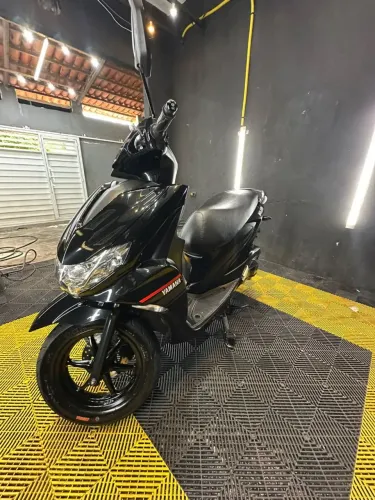 YAMAHA FLUO 125! ANO 22/23