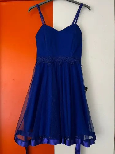 Vestido azul com glitter