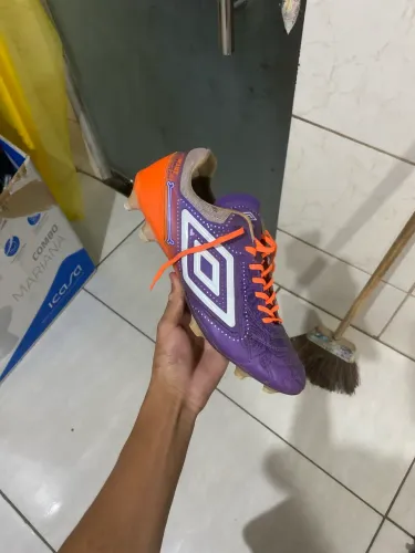 CHUTEIRA CAMPO UMBRO ADAMANT MASTER CLASS PRO SG DLM