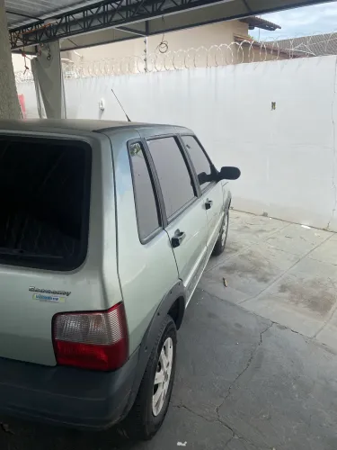 Fiat Uno Mille Celeb. WAY Econ. 1.0 F.flex 4P 2010