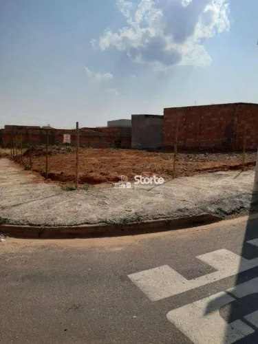 Terreno de esquina à venda, 250m² por R$ 210.000 com opção do ÁGIO - São Bento - Uberlândi