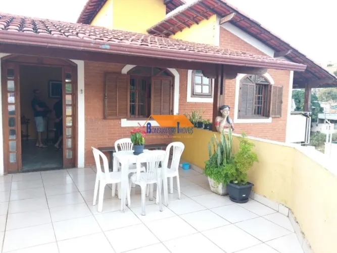 Casa de 3 quartos no bairro Aparecida