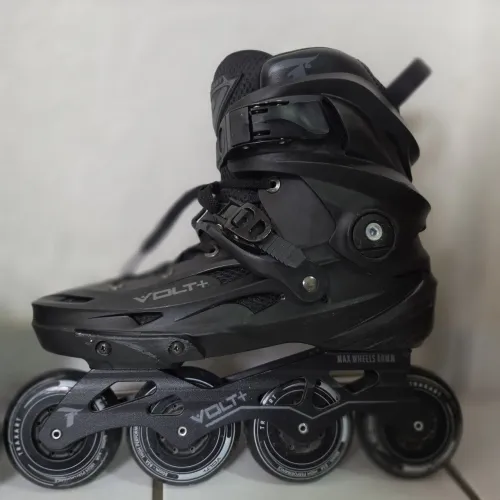 Patins Traxart Volt+ Inline Preto Tam. 38/39 - Excelente Estado