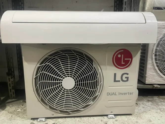 ? DK AR CENTER ? LG DUAL INVERTER 12.000 BTUs