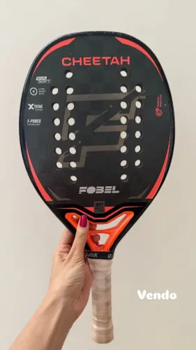 Raquete fobel semi nova 