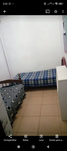 Aluga se cômodo e cozinha 