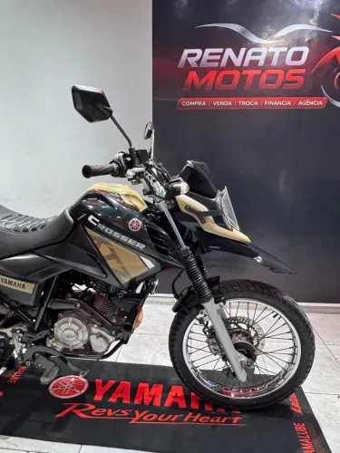 Crosser Z 2023 troco e financio