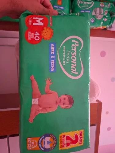 Fralda M-Personal Baby Protec & Sec - 40 un. - 24 pacotes,R$ 30,00 cada.