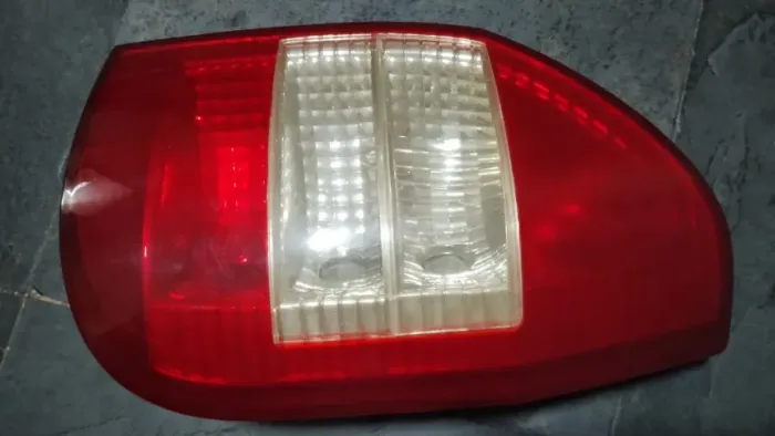 Lanterna Traseira Zafira LD - Usada - ver descrição completa  