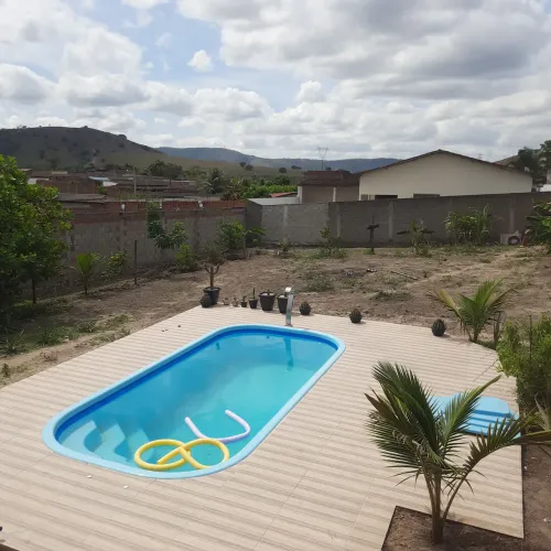 Chácara com casa piscina e pomar