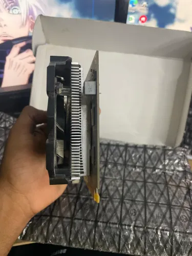 VENDO PLACA DE VÍDEO RX550