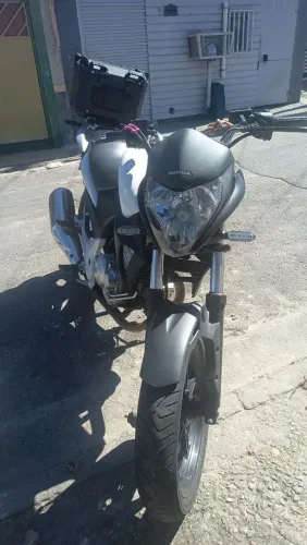 Cb 300 2011