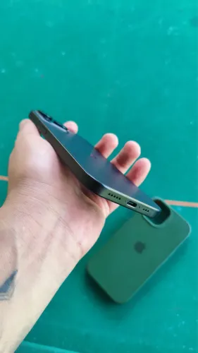 iPhone 15