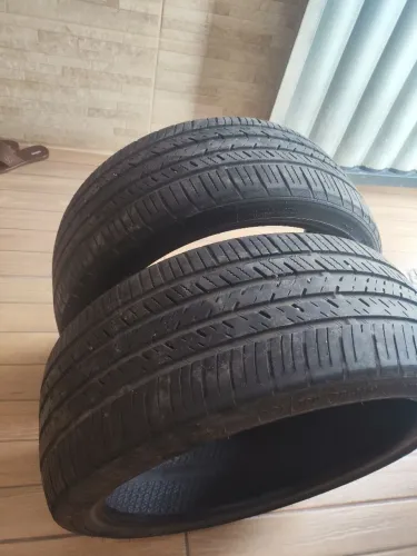 1 PAR DE PNEUS 195/40/17