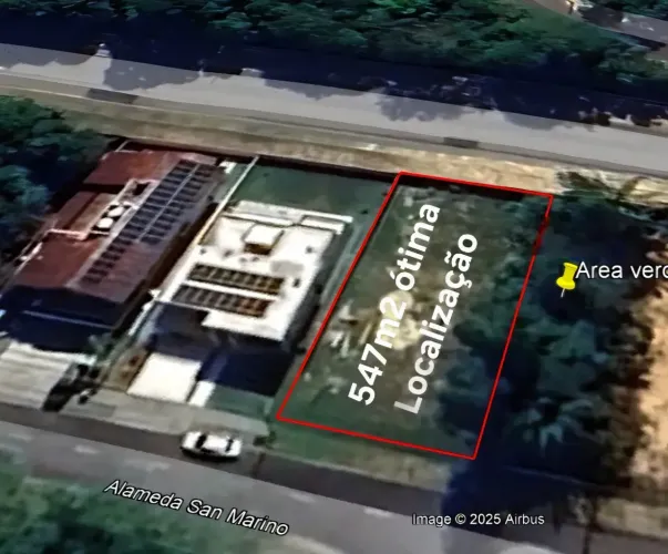 Excelente Lote DESMATADO com 547m2 no Alphaville 1. Documentado. Pronto pra Construir