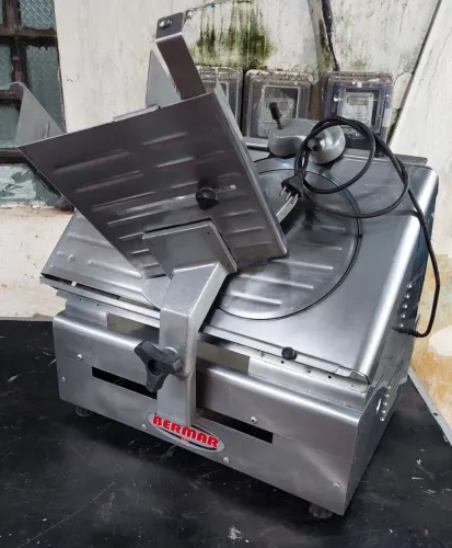 Cortador de frios Berma 300