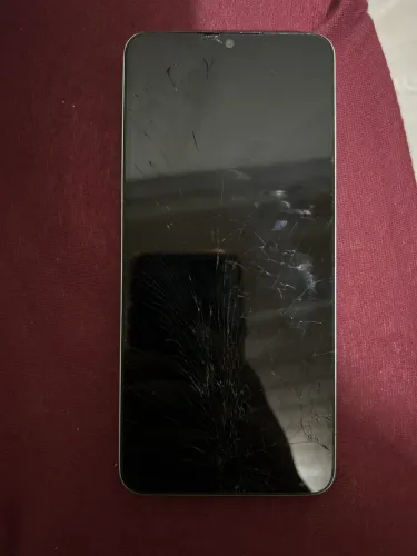 Celular redmi 13 tela quebrada