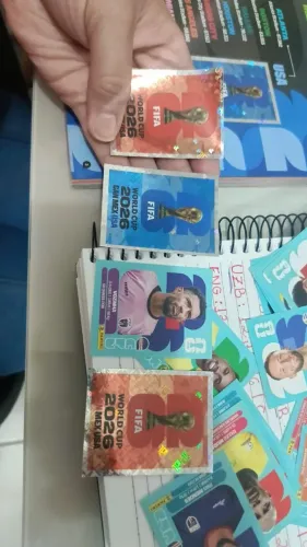 Vendo figurinhas da copa fifa