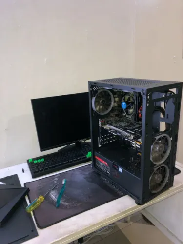 Montagem de PC Gamer e Remoção de Vírus | Atendimento em Domicílio
