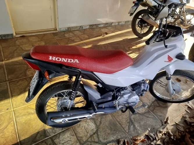 Vendo ou troco por ágio de consórcio de uma maior, motinha só pegar e andar nada pra fazer