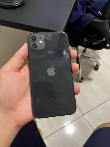 iPhone 11 preto