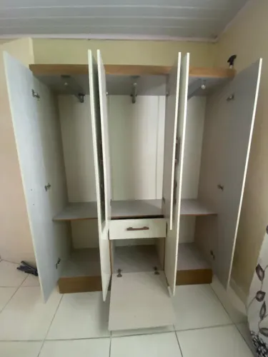 Guarda Roupa