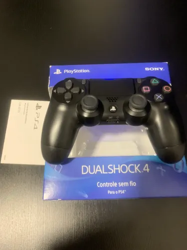 Controle para PS4 e PC Sem Fio Dualshock 4 Sony - Preto