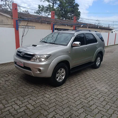 Toyota Hilux SW4 SRV D4-d 4X4 3.0 TDI Dies. AUT 2006