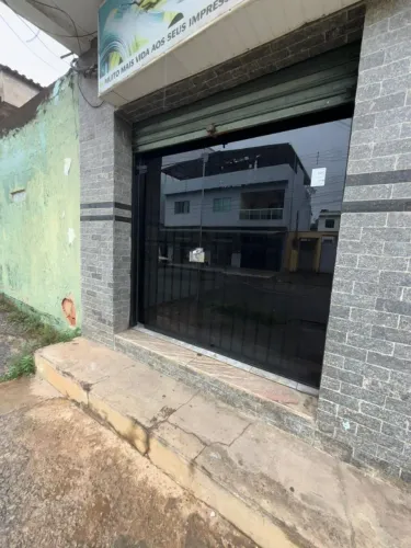 Aluga-se ponto comercial no Veneza 2