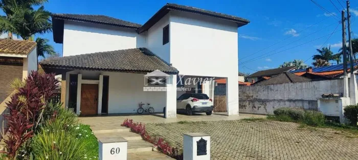 Sobrado com 4 dormitórios à venda, 420 m² por R$ 1.680.000,00 - Haras Bela Vista - Vargem