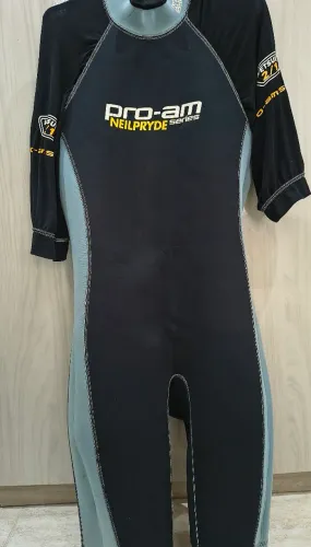 Roupa Neoprene Pro AM.