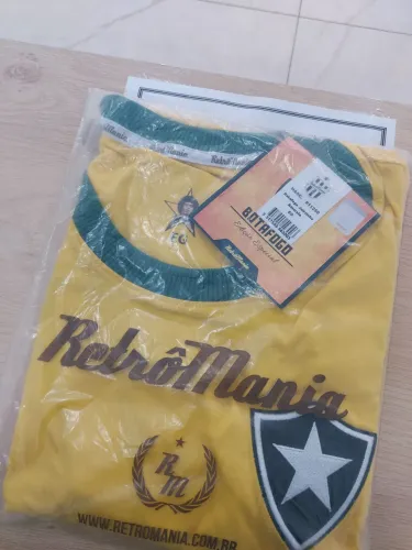 Blusa do Botafogo retrô jairzinho