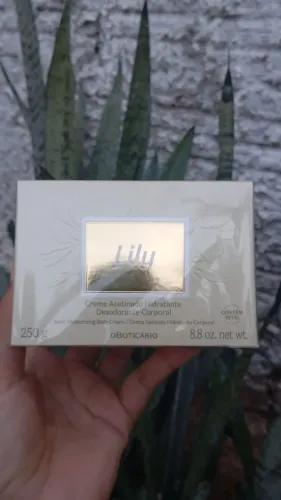 Lily hidratante