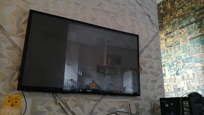 Tv Samsung 50 polegadas mais acessórios para deixar smart