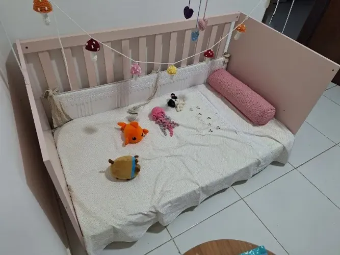 Berço Americano Retrô Rosa - Vira Mini Cama
