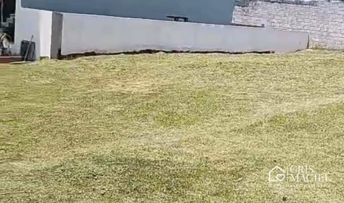 Terreno à venda no condomínio Alto de Itaici em Indaiatuba-SP!