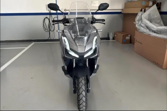 ADV 160