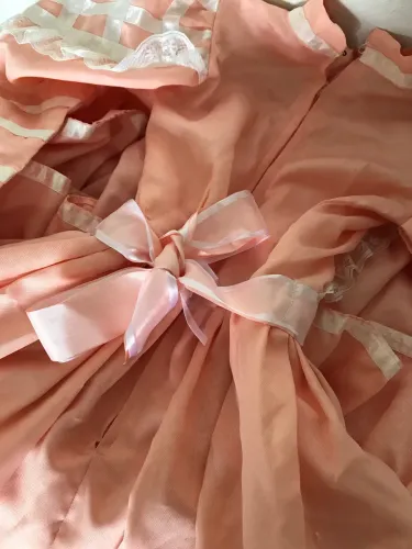 Vestido de prenda infantil