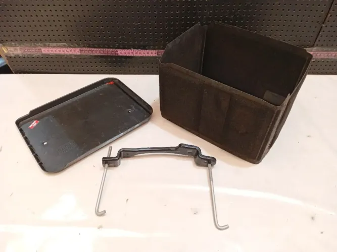 Kit Suporte Trava Bateria Honda Hrv 1.5 Turbo Leia