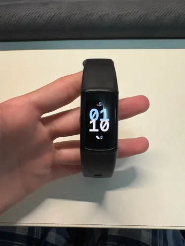 Fitbit Charge 6