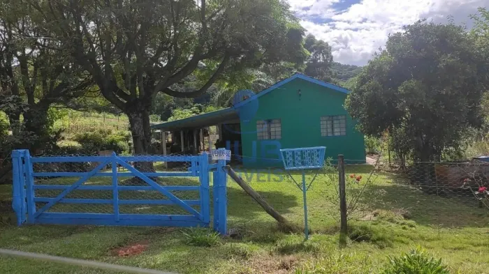 Sítio com 5.402m2, casa com 3 dormitórios , Vila Rural Unidos - Laranjeiras do Sul/PR