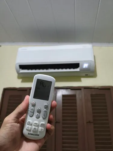 Ar-condicionado split Samsung windfree 12.000 BTUs inverter com 6 meses de uso