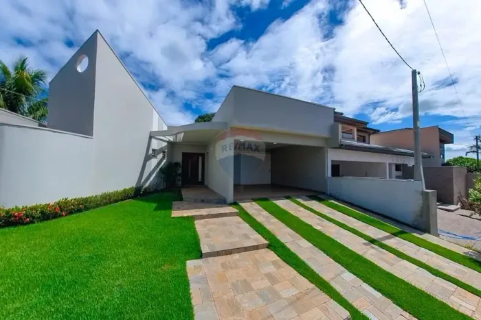 Casa em condominio fechado residencial Flamboyant 03 dormitórios Pirassununga jd Elite are