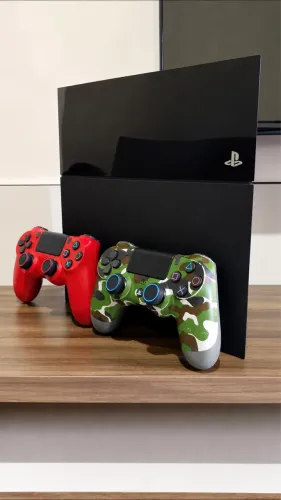 Ps4 semi novo