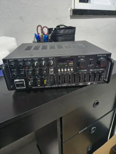 Amplificador estéreo de som Vedo