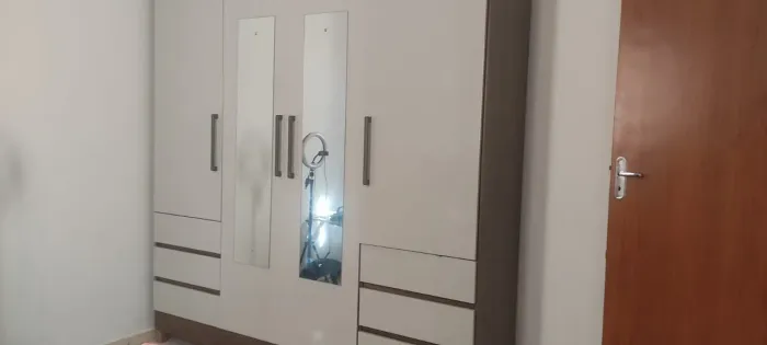 Guarda roupa