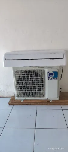 Ar-condicionado Inverter 24000 BTUs - valor 2.700,00