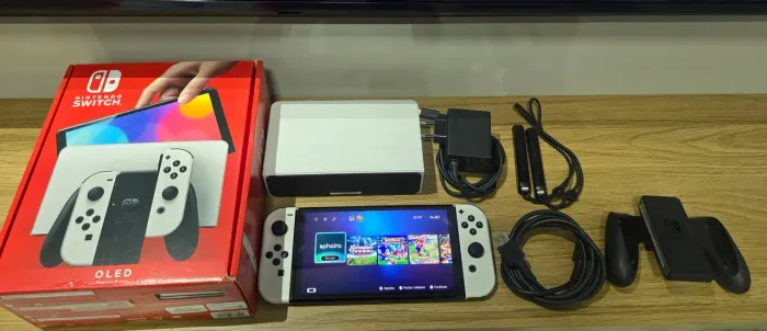 Nintendo Switch Oled 128GB Desbloqueado