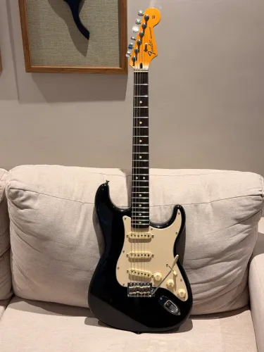 Fender Stratocaster México com Ultra Noiseless + Trastes Inox + Locking Tuners Fender
