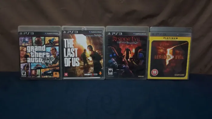 VENDO 4 JOGOS BOM DE PS3 VENDO DE CADA TAMBÉM